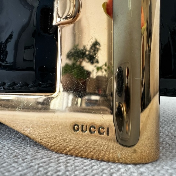 GUCCI Gold Bow Black Patent Belt - Picture 4 of 11